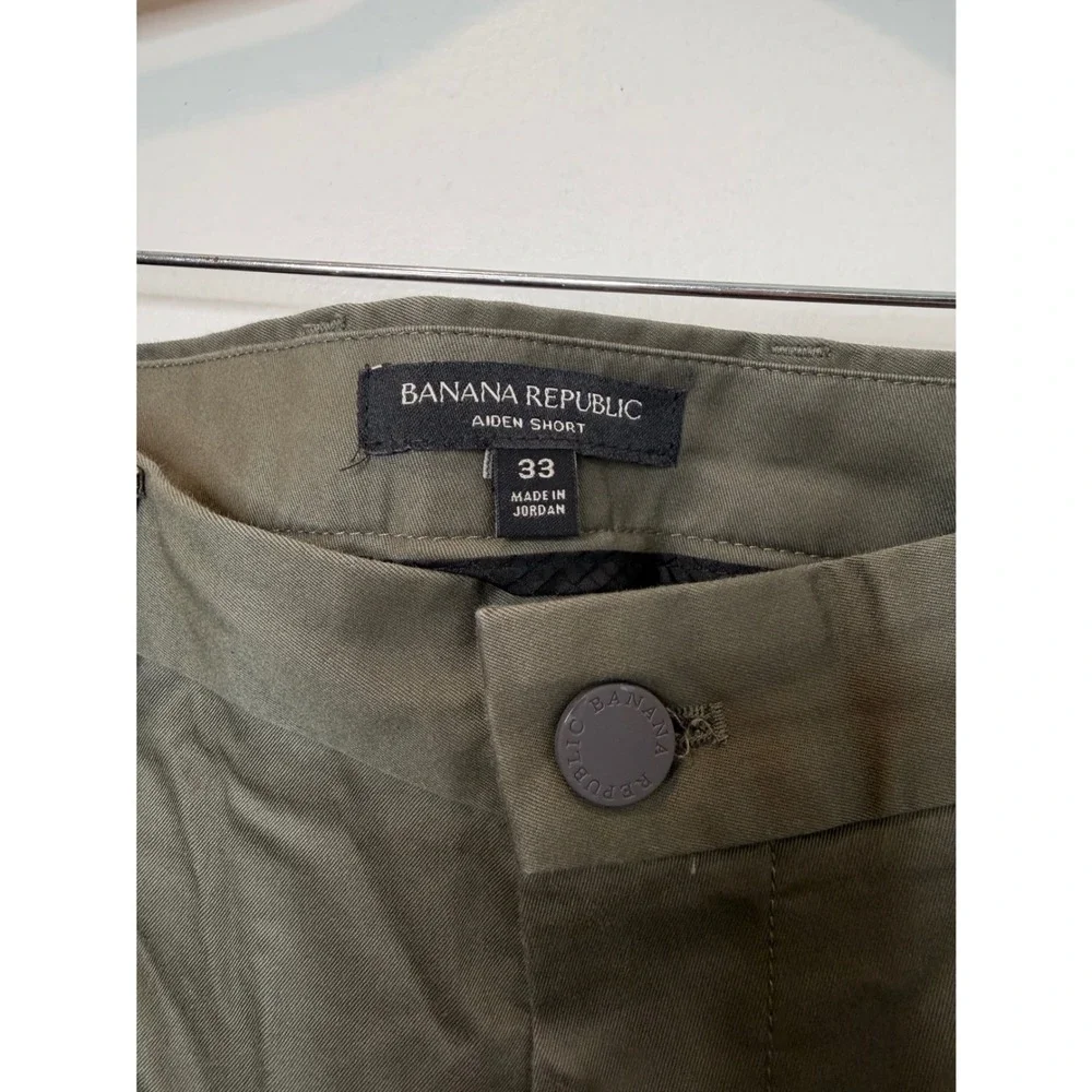Banana Republic Aiden Short Mens 33 Olive Green Stretch Cotton‎ Twill 9 Inseam